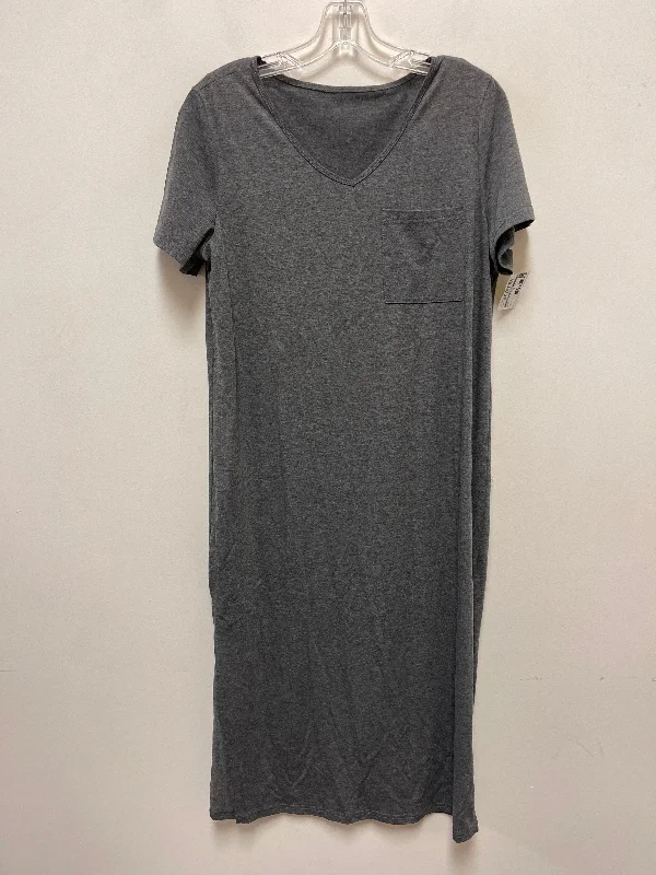 Dress Casual Maxi By Clothes Mentor In Grey, Size: L