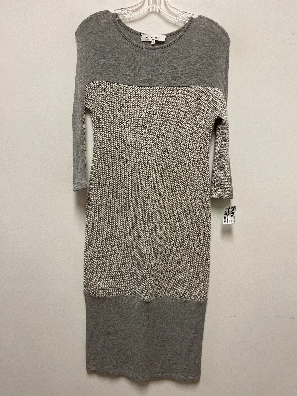 Dress Casual Maxi By Clothes Mentor In Grey, Size: S