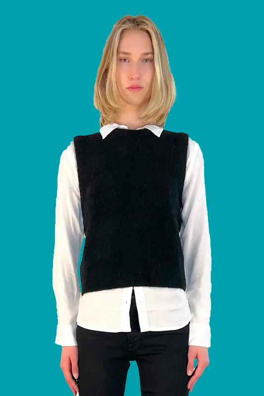 Cozy Cropped Vest - Black