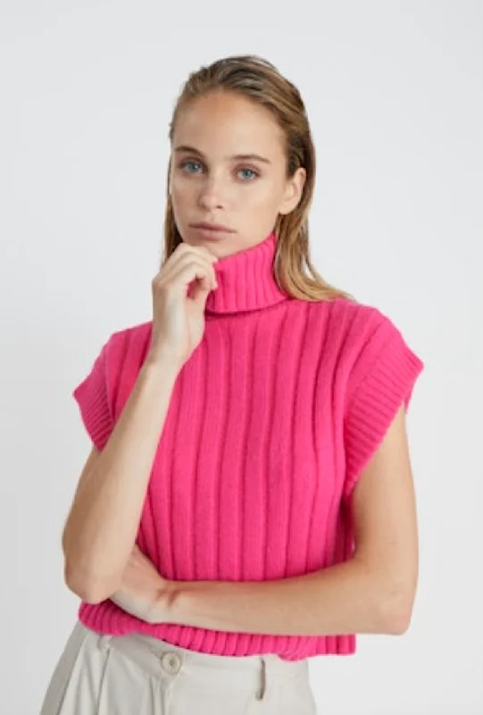 Focus Sweater Vest - Hot Pink